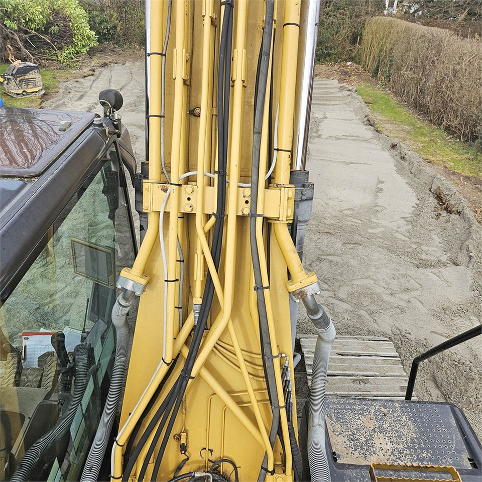 Pásové rýpadlo Caterpillar 320 EL: obrázek 20