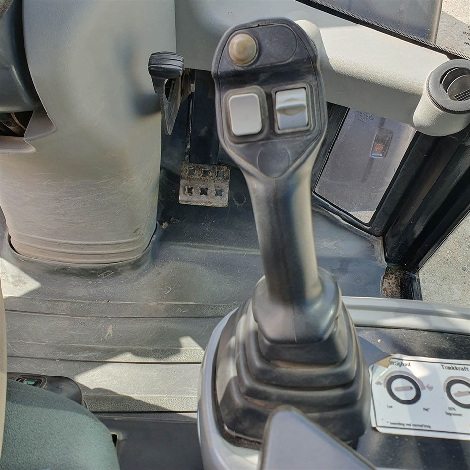 Caterpillar 906 H2 leasing Caterpillar 906 H2: obrázek 21 Caterpillar 906 H2 leasing Caterpillar 906 H2: obrázek 21