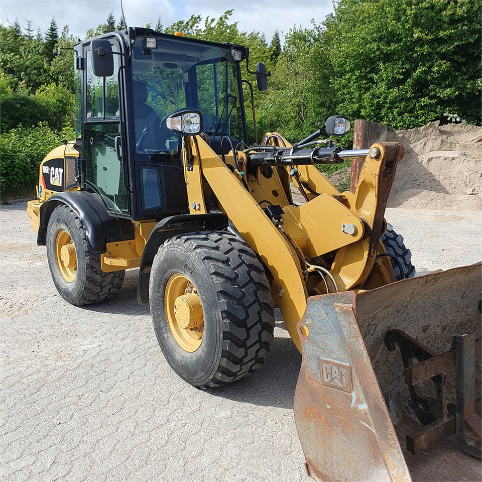 Caterpillar 906 H2 leasing Caterpillar 906 H2: obrázek 6 Caterpillar 906 H2 leasing Caterpillar 906 H2: obrázek 6