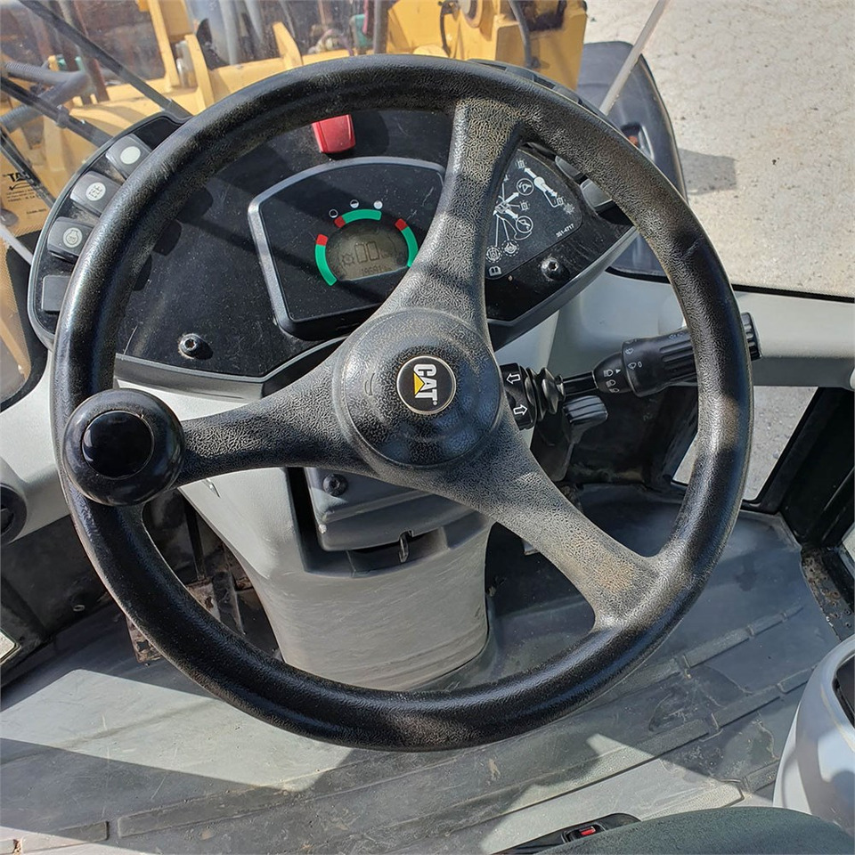 Caterpillar 906 H2 leasing Caterpillar 906 H2: obrázek 19 Caterpillar 906 H2 leasing Caterpillar 906 H2: obrázek 19