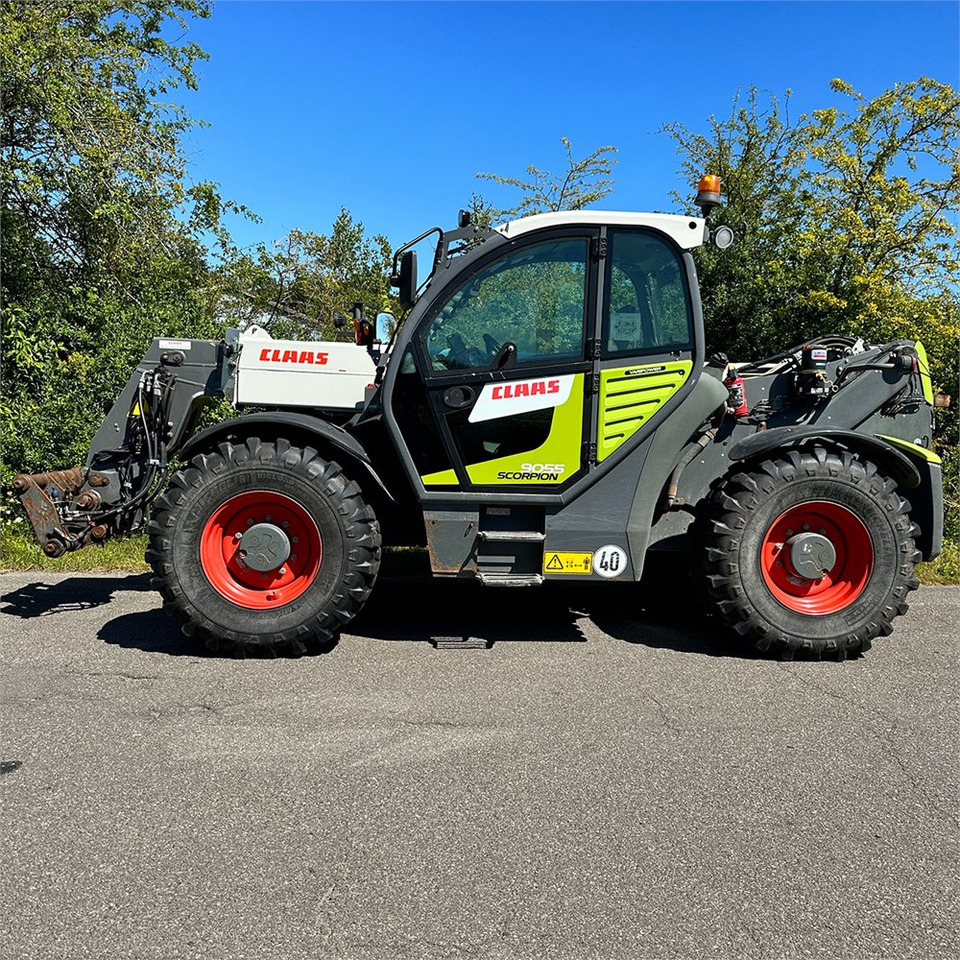 Claas 9055 Scorpion VP+ Agro - Teleskopický manipulátor: obrázek 2 Claas 9055 Scorpion VP+ Agro - Teleskopický manipulátor: obrázek 2