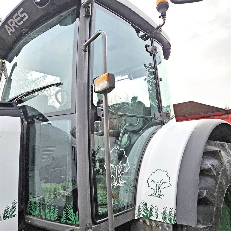 Traktor Claas Ares 697: obrázek 8