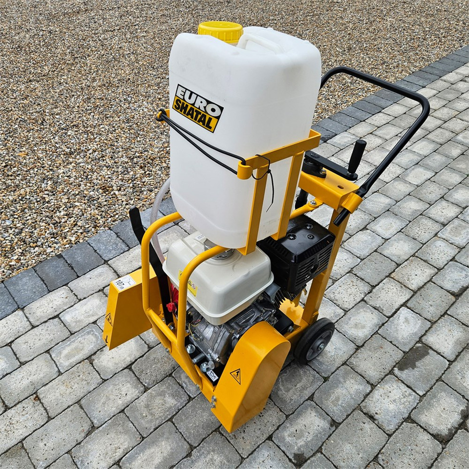 Euro Shatal CS 454M - Technika pro ukládaní asfaltu: obrázek 1 Euro Shatal CS 454M - Technika pro ukládaní asfaltu: obrázek 1