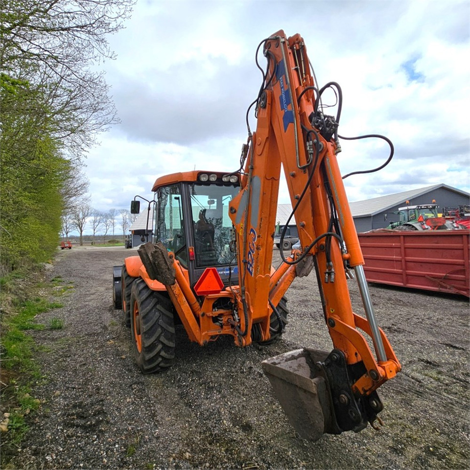 Fiat-Kobelco B200 4PS - Rýpadlo-nakladač: obrázek 5 Fiat-Kobelco B200 4PS - Rýpadlo-nakladač: obrázek 5