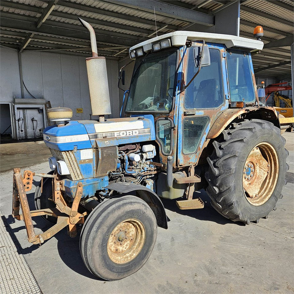 Ford 6810 - Traktor: obrázek 1 Ford 6810 - Traktor: obrázek 1