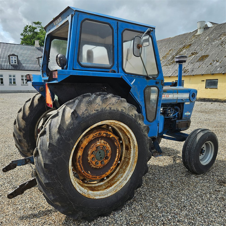 Ford 7000 - Traktor: obrázek 5 Ford 7000 - Traktor: obrázek 5