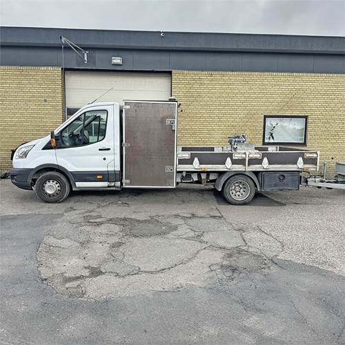 Ford Transit 2.2 TDCi (155HK) Chassis RWD Man - Nákladní automobil valníkový/ Plošinový: obrázek 3 Ford Transit 2.2 TDCi (155HK) Chassis RWD Man - Nákladní automobil valníkový/ Plošinový: obrázek 3