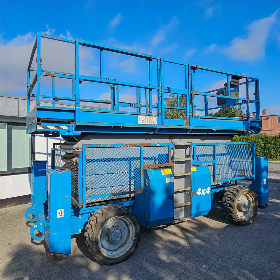 Genie GS-5390 - Nůžková plošina: obrázek 2 Genie GS-5390 - Nůžková plošina: obrázek 2