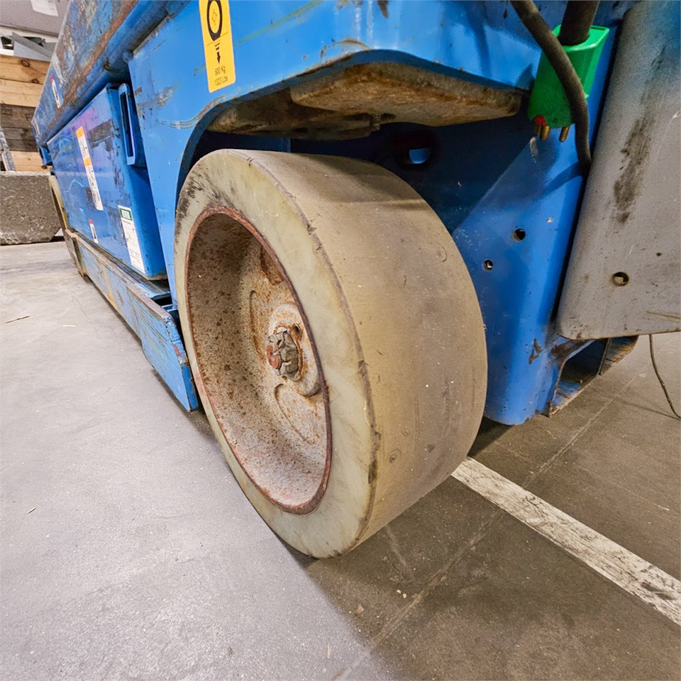 Nůžková plošina Genie GS2032: obrázek 34 Nůžková plošina Genie GS2032: obrázek 34