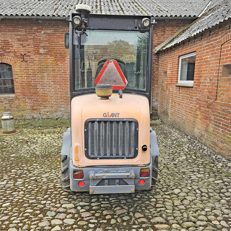 Giant V452T HD - Kolový nakladač: obrázek 5 Giant V452T HD - Kolový nakladač: obrázek 5