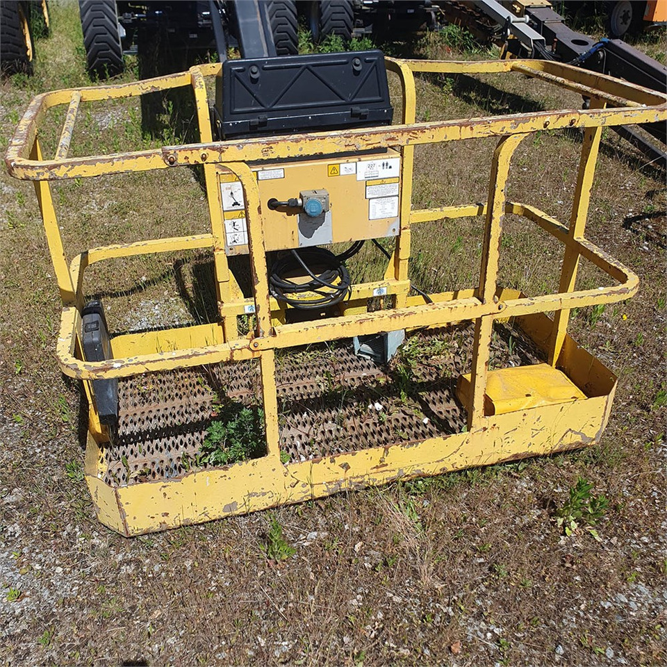 Grove MZ72 DXT - Teleskopická plošina: obrázek 3 Grove MZ72 DXT - Teleskopická plošina: obrázek 3