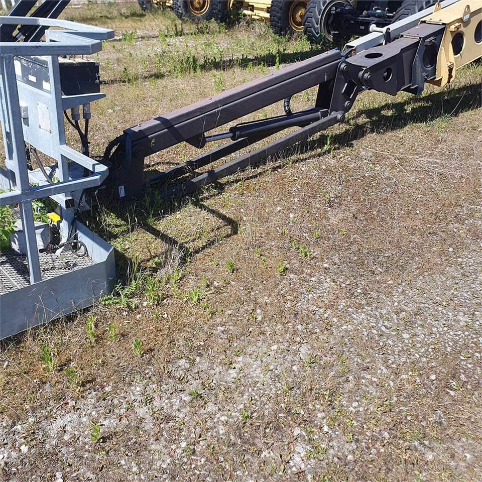 Grove MZ72 DXT - Teleskopická plošina: obrázek 3 Grove MZ72 DXT - Teleskopická plošina: obrázek 3