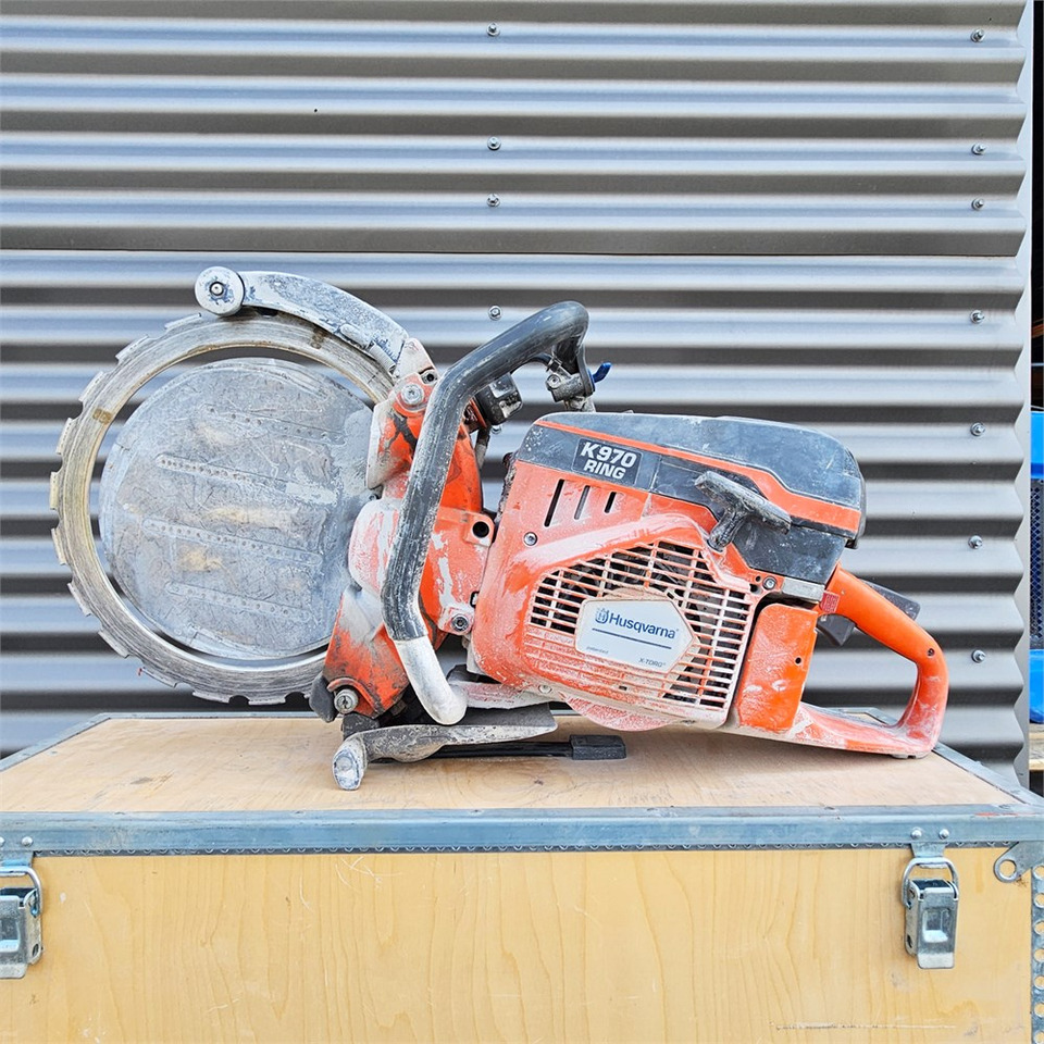 Husqvarna K970 RING - Technika pro ukládaní asfaltu: obrázek 1 Husqvarna K970 RING - Technika pro ukládaní asfaltu: obrázek 1