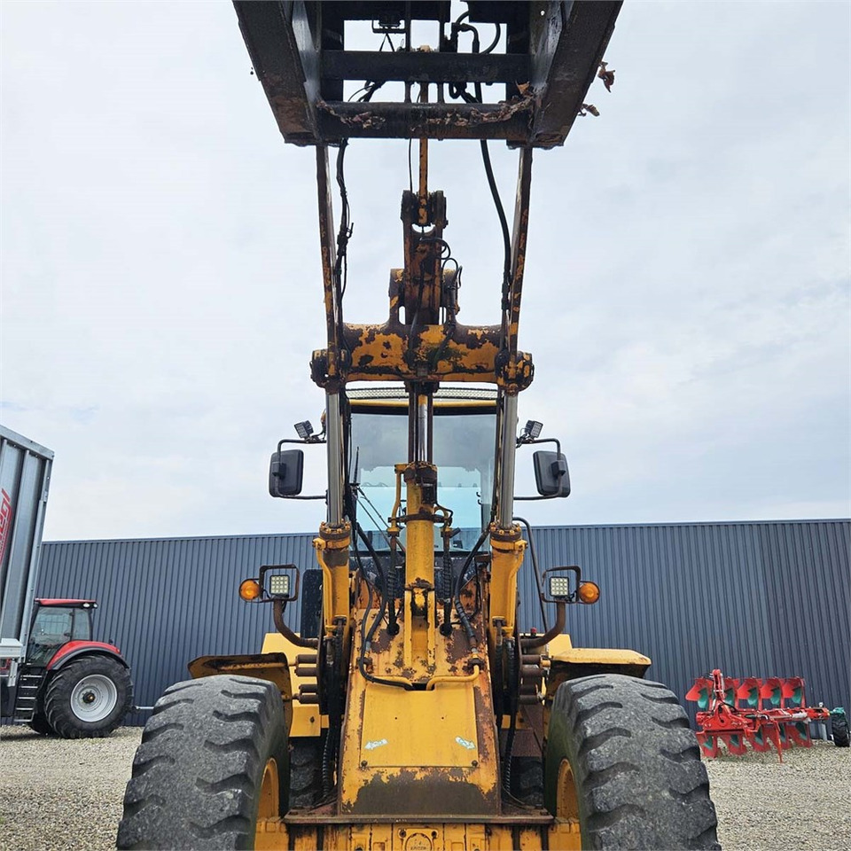 Kolový nakladač Hyundai HL740-7: obrázek 21