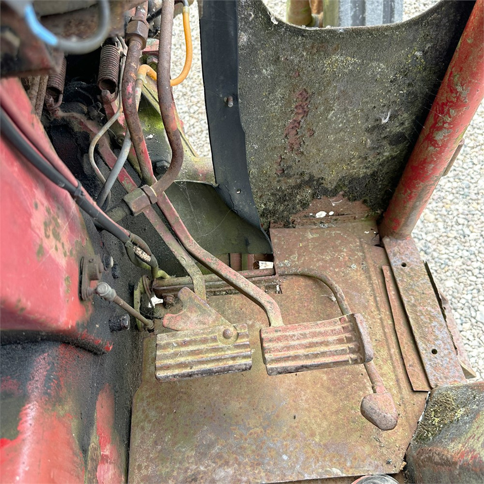 Traktor International IH 474: obrázek 21 Traktor International IH 474: obrázek 21