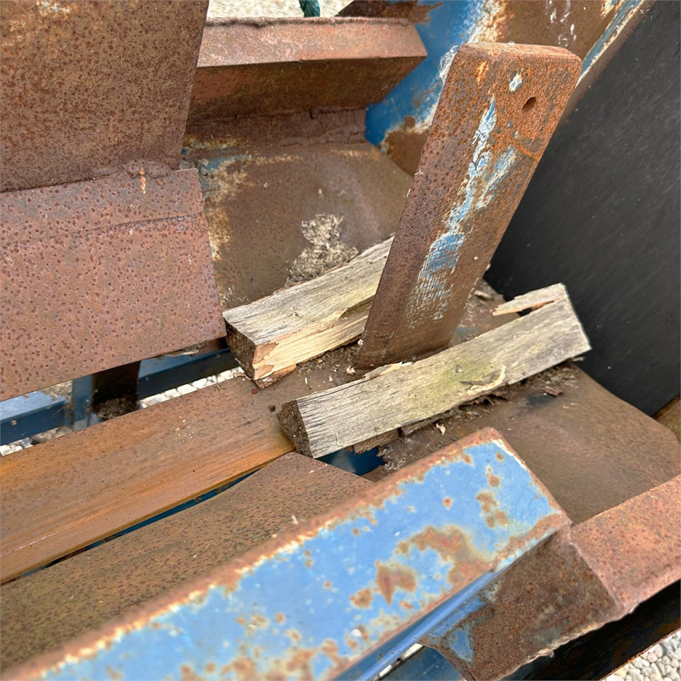 Traktor International IH 474: obrázek 28 Traktor International IH 474: obrázek 28