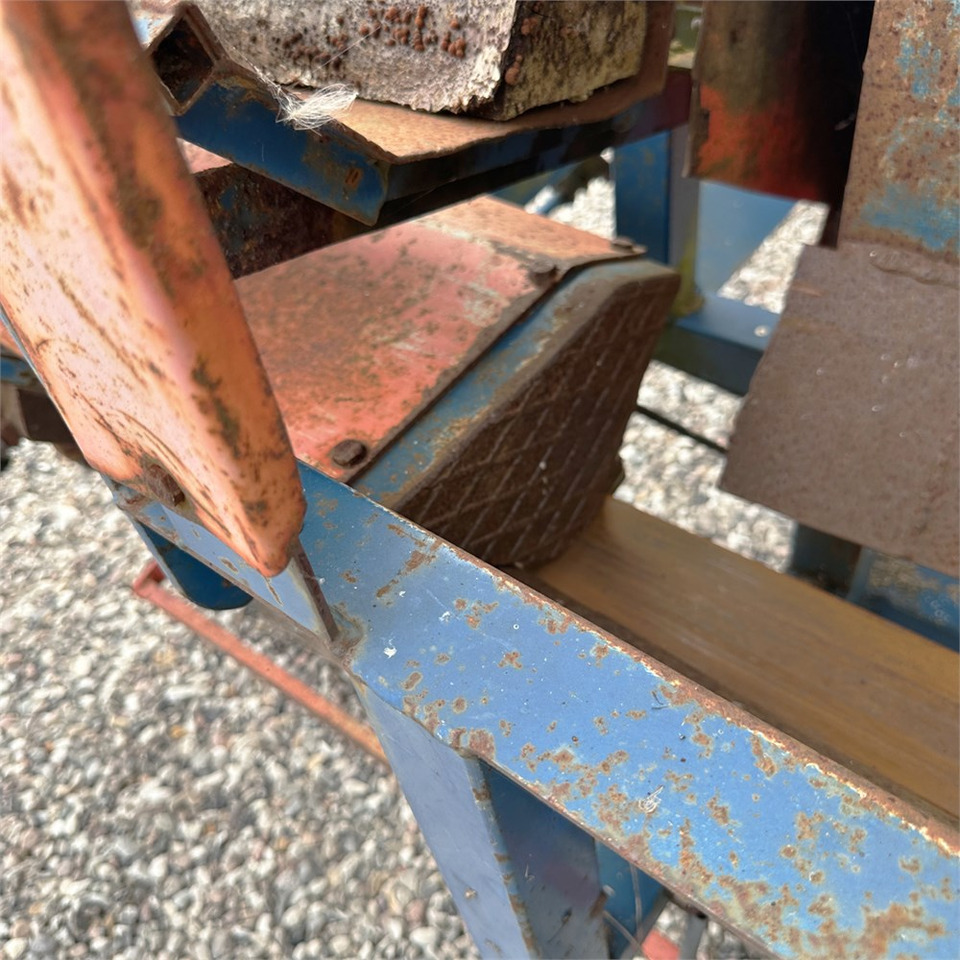 Traktor International IH 474: obrázek 29 Traktor International IH 474: obrázek 29