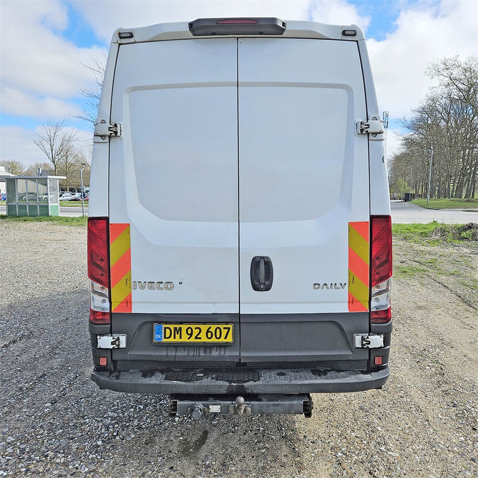 Iveco Daily 50-170 - Furgon: obrázek 4 Iveco Daily 50-170 - Furgon: obrázek 4