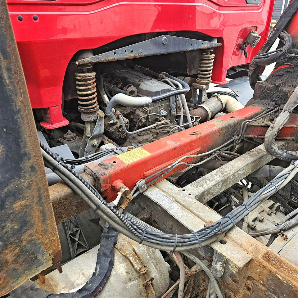 Sklápěč, Auto s hydraulickou rukou Iveco Eurocargo 120E25: obrázek 43