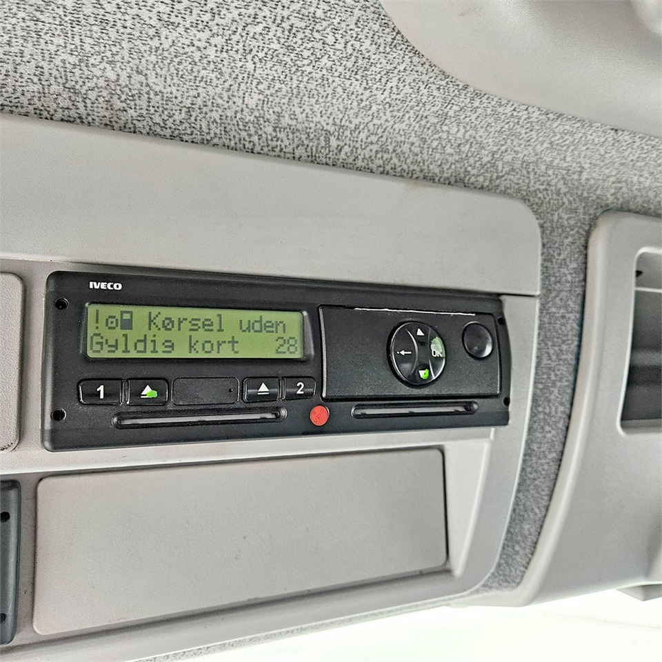 Sklápěč, Auto s hydraulickou rukou Iveco Eurocargo 120E25: obrázek 31