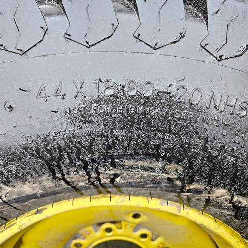 John Deere 2 styk - Traktor: obrázek 3 John Deere 2 styk - Traktor: obrázek 3