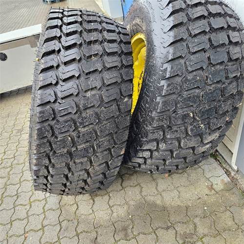 John Deere 2 styk - Traktor: obrázek 2 John Deere 2 styk - Traktor: obrázek 2