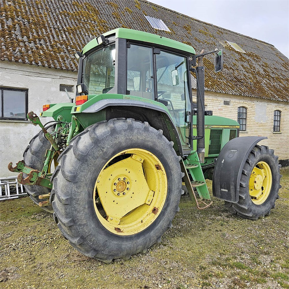 John Deere 6900 - Traktor: obrázek 4 John Deere 6900 - Traktor: obrázek 4