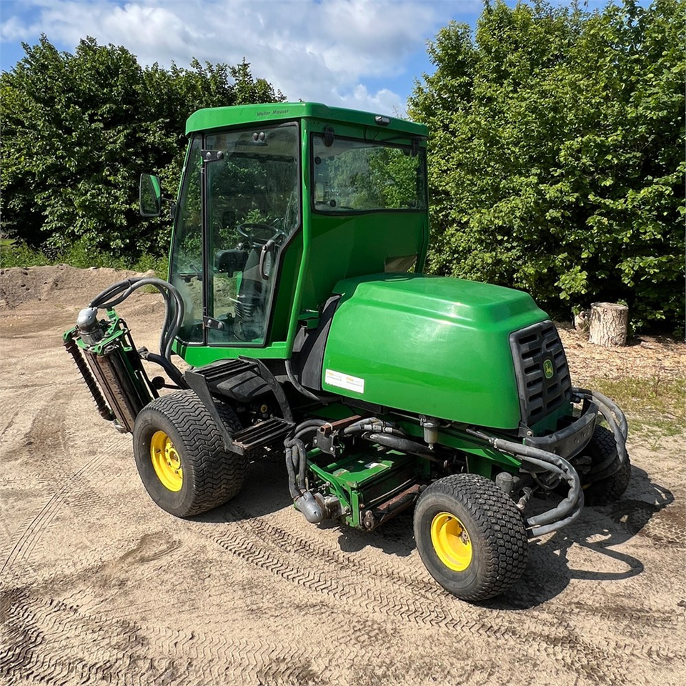 John Deere 8700 PC FM - Sekačka na trávu: obrázek 5 John Deere 8700 PC FM - Sekačka na trávu: obrázek 5