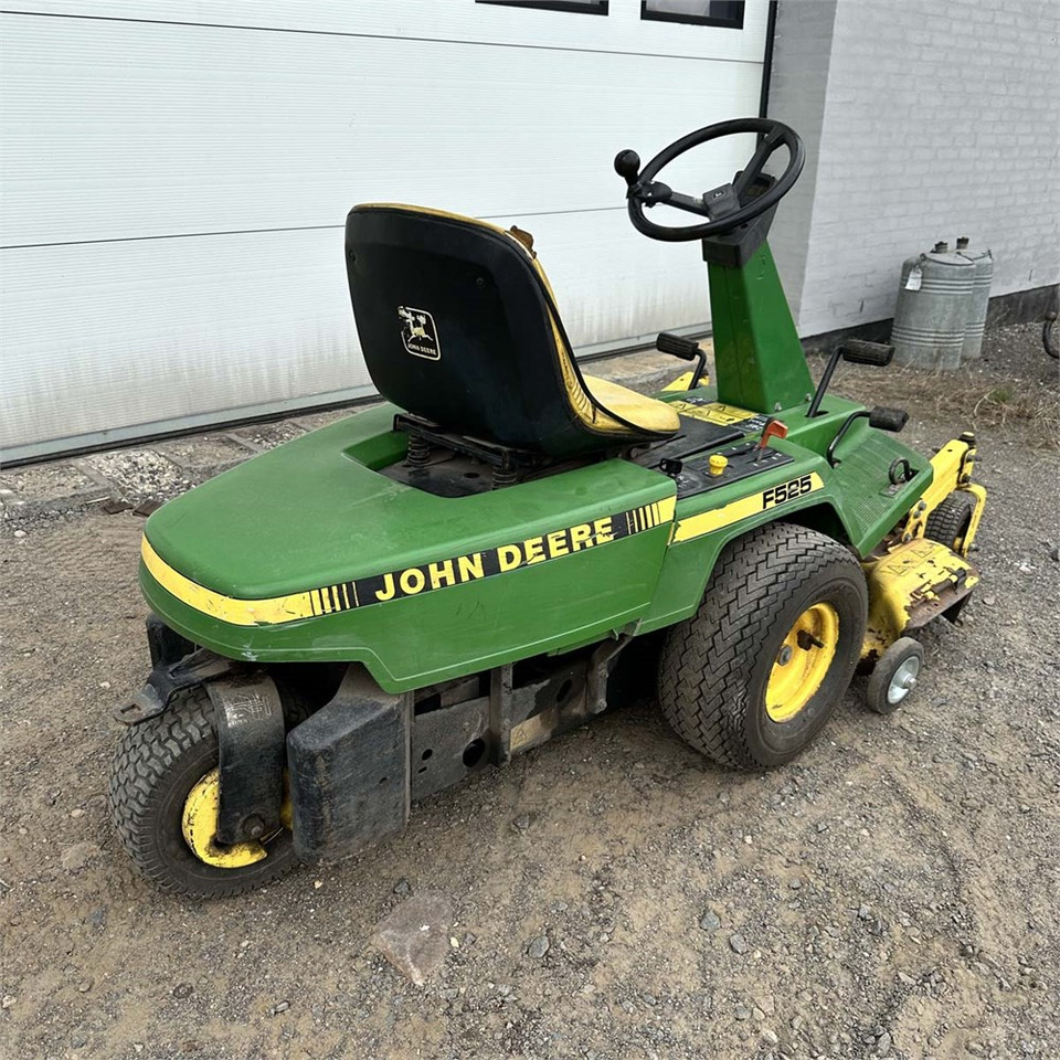 John Deere F525 FM - Sekačka na trávu: obrázek 5 John Deere F525 FM - Sekačka na trávu: obrázek 5