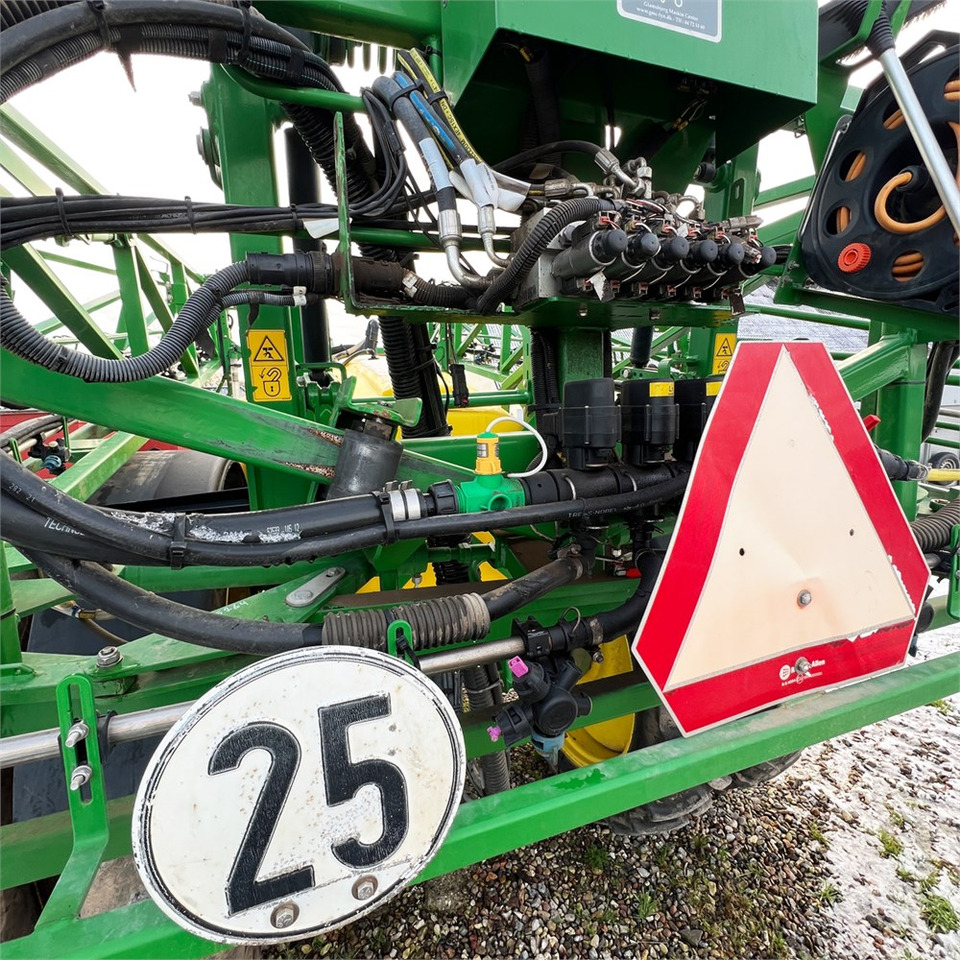 Postřikovač John Deere M732: obrázek 13