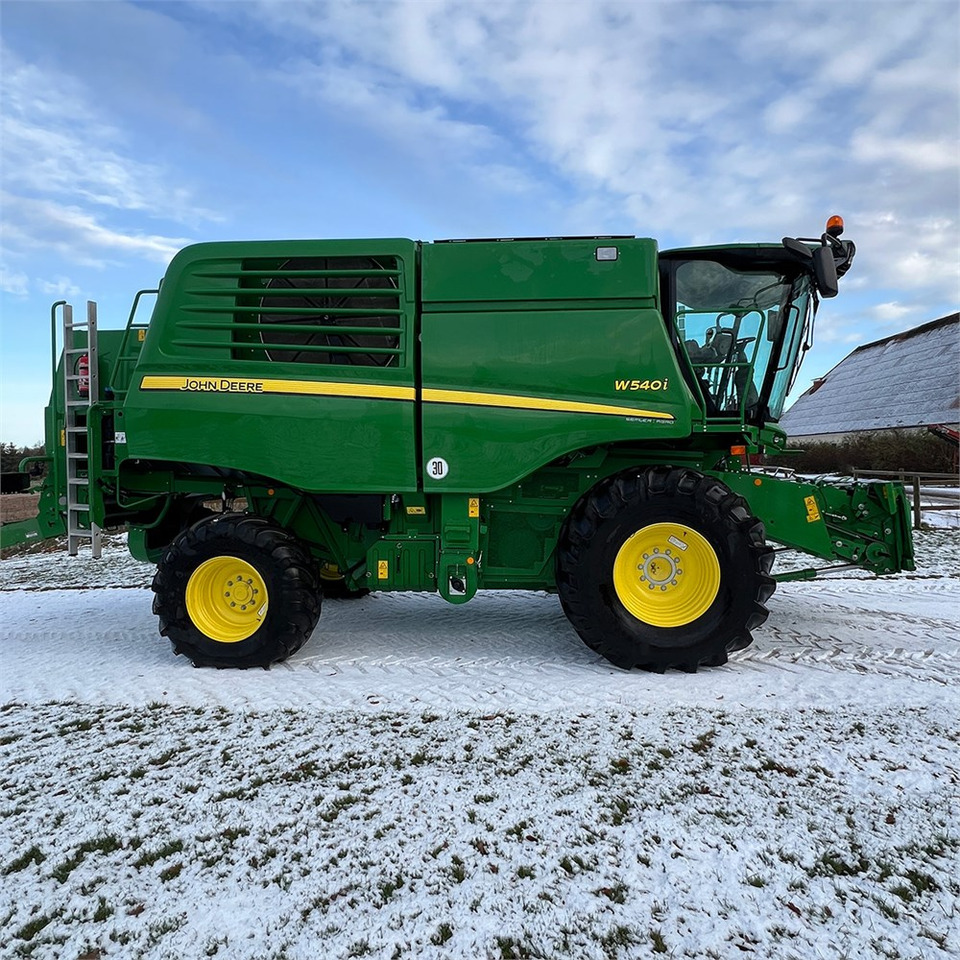 John Deere W540i - Kombajn: obrázek 4 John Deere W540i - Kombajn: obrázek 4