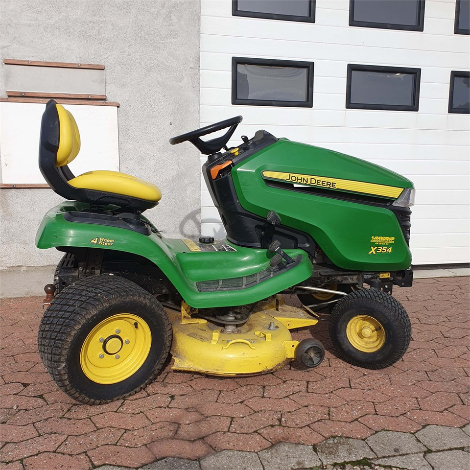 John Deere X354 - Sekačka na trávu: obrázek 5 John Deere X354 - Sekačka na trávu: obrázek 5