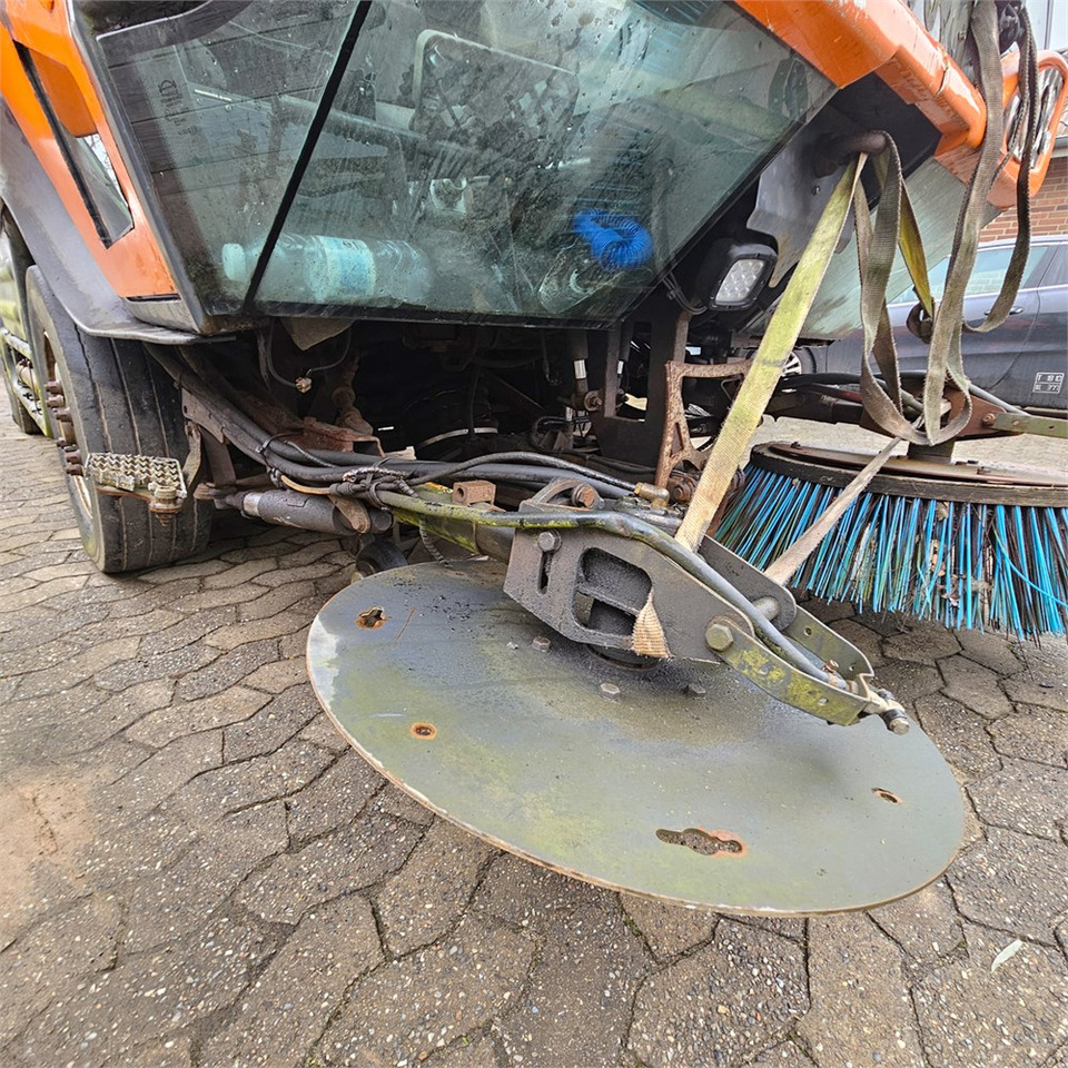 Johnston Sweepers CX400 leasing Johnston Sweepers CX400: obrázek 22