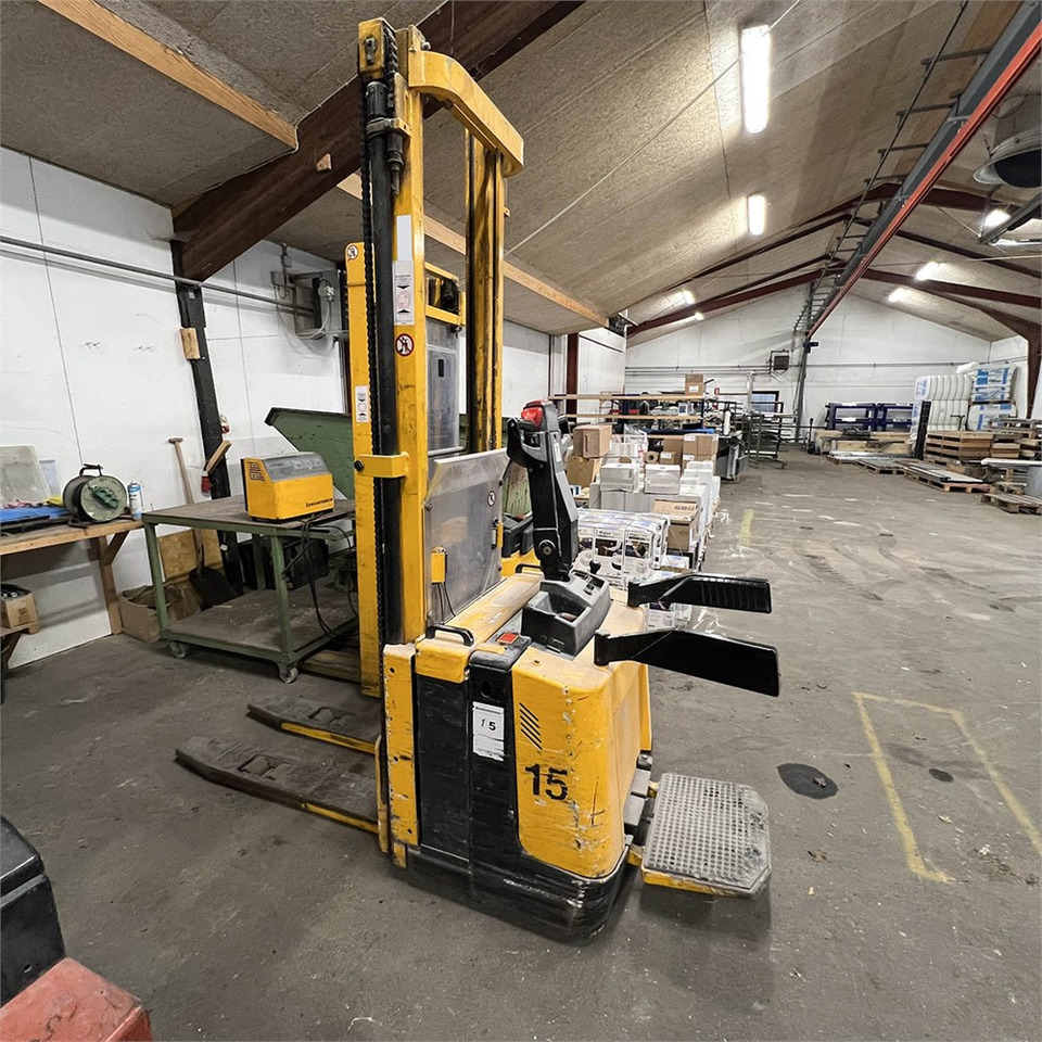Jungheinrich Hawker Perfect Plus 3 PzB 300 - Paletový vozík: obrázek 4 Jungheinrich Hawker Perfect Plus 3 PzB 300 - Paletový vozík: obrázek 4