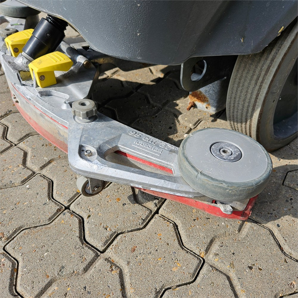 Podlahový mycí stroj Kärcher Professional B 150R: obrázek 9