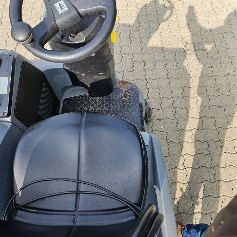 Podlahový mycí stroj Kärcher Professional B 150R: obrázek 13