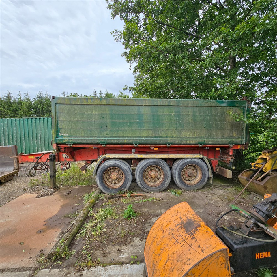 Kel-Berg KE8842 - Sklápěcí přívěs: obrázek 2 Kel-Berg KE8842 - Sklápěcí přívěs: obrázek 2