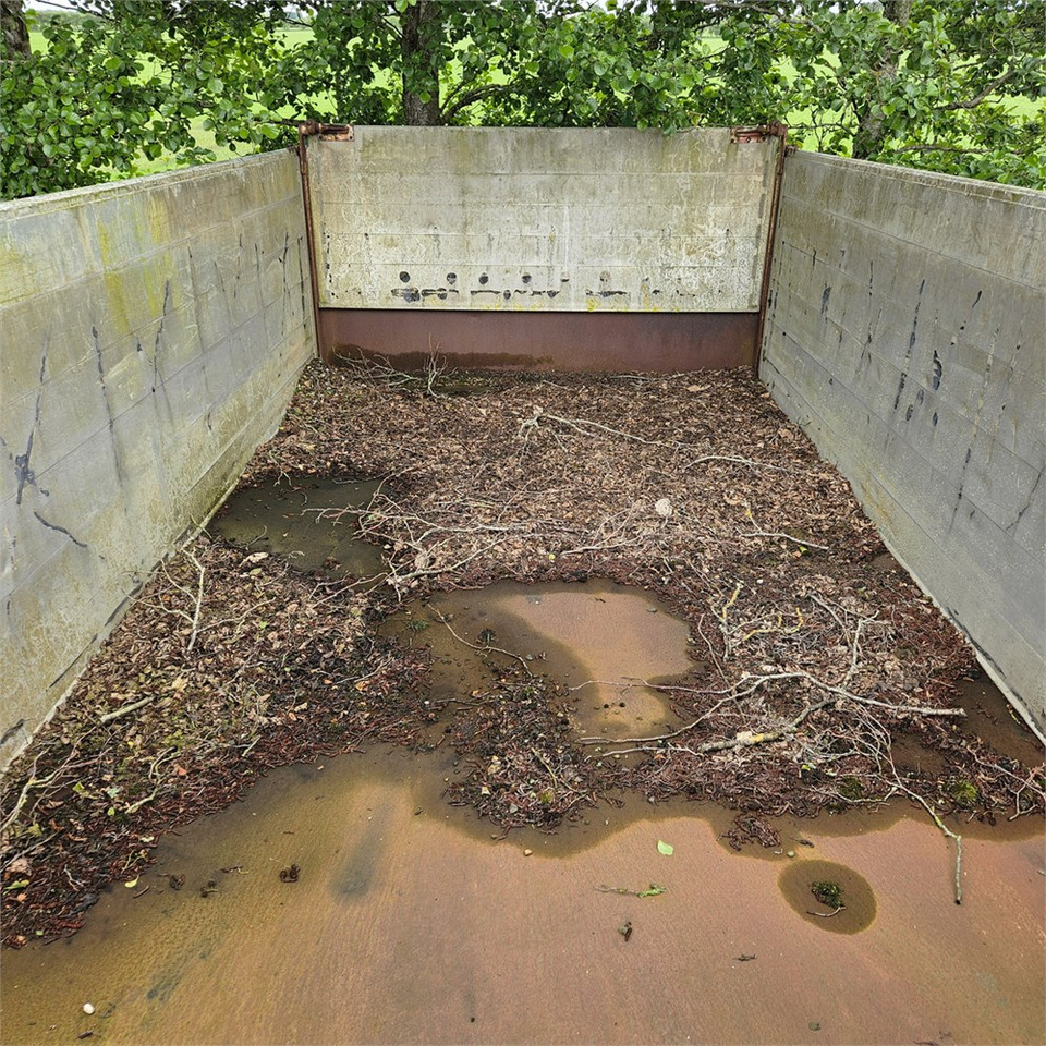 Kel-Berg KE8842 - Sklápěcí přívěs: obrázek 3 Kel-Berg KE8842 - Sklápěcí přívěs: obrázek 3