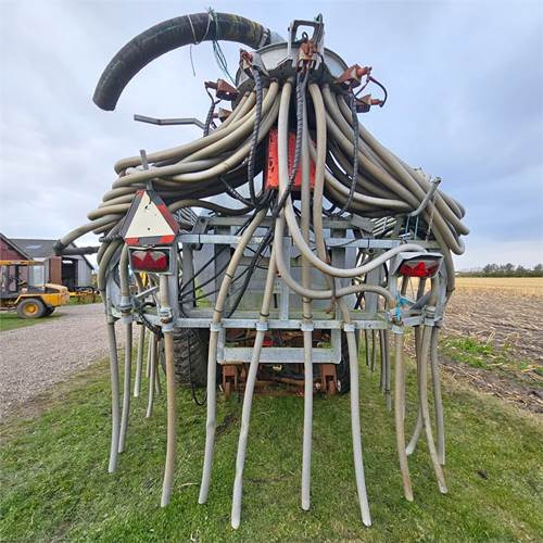 Kimadan B.20T SLS20 - Stroj pro hnojení: obrázek 4 Kimadan B.20T SLS20 - Stroj pro hnojení: obrázek 4