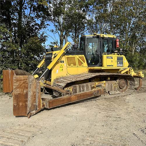 Komatsu D65 PXI-18 - Buldozer: obrázek 2 Komatsu D65 PXI-18 - Buldozer: obrázek 2