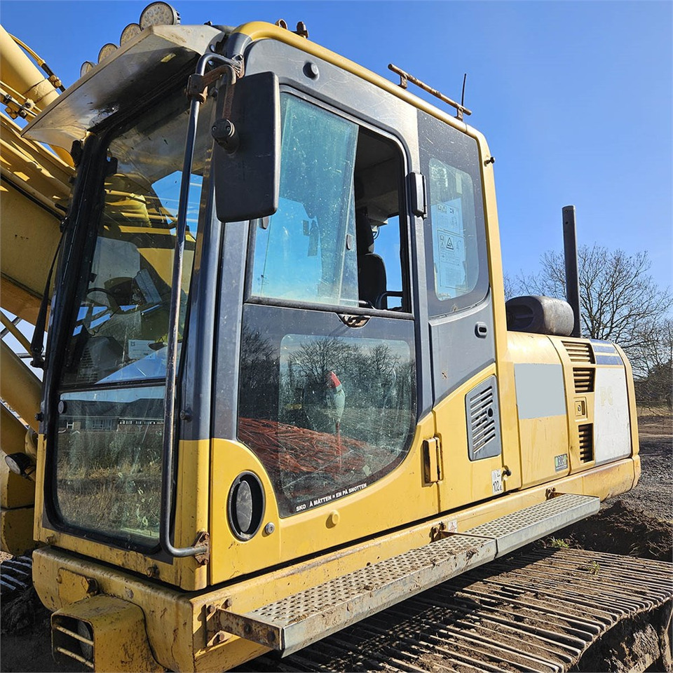 Pásové rýpadlo Komatsu PC210: obrázek 16