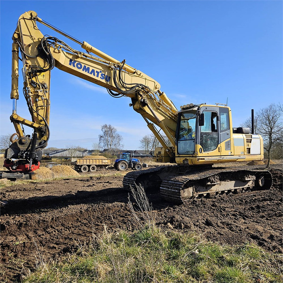 Komatsu PC210 - Pásové rýpadlo: obrázek 3 Komatsu PC210 - Pásové rýpadlo: obrázek 3