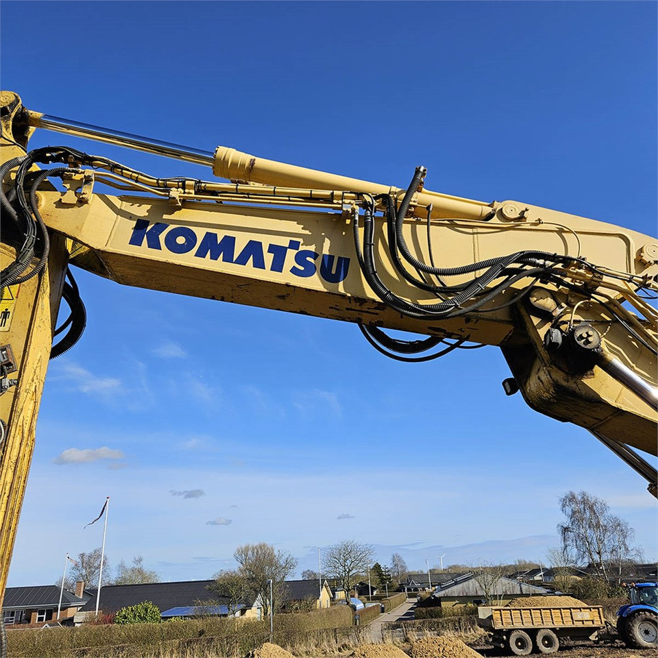 Pásové rýpadlo Komatsu PC210: obrázek 29