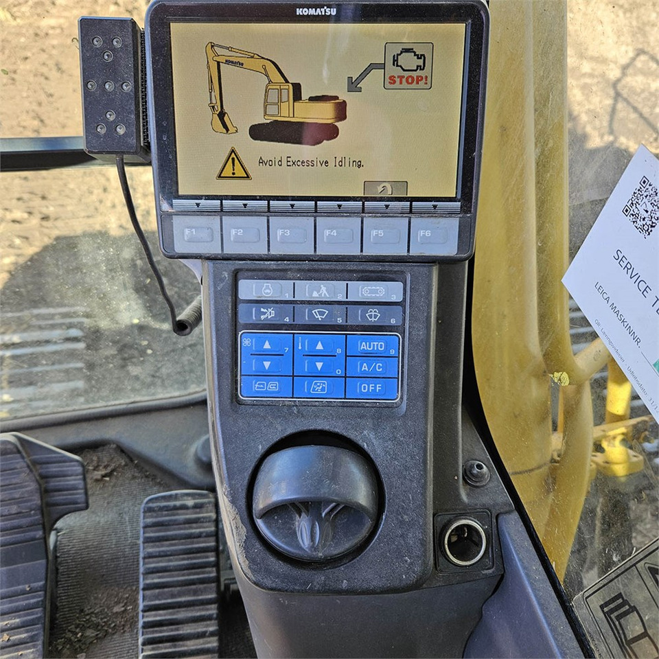 Pásové rýpadlo Komatsu PC210: obrázek 20