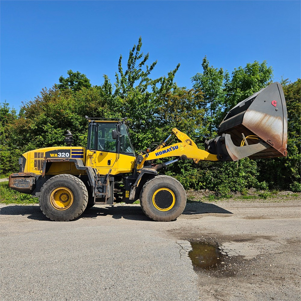 Komatsu WA320-5H - Kolový nakladač: obrázek 4 Komatsu WA320-5H - Kolový nakladač: obrázek 4