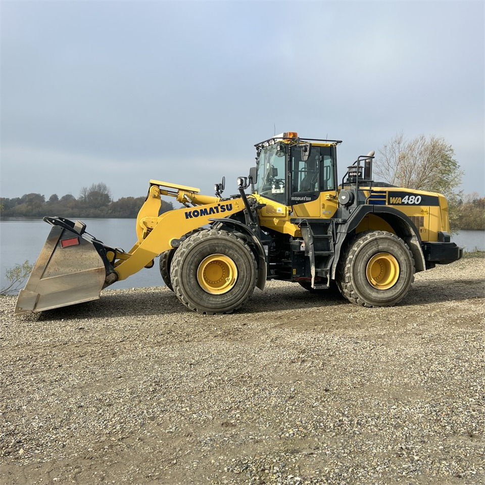 Komatsu WA480-8 - Kolový nakladač: obrázek 5 Komatsu WA480-8 - Kolový nakladač: obrázek 5