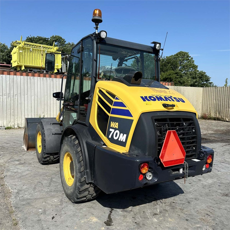 Komatsu WA70M - Kolový nakladač: obrázek 4 Komatsu WA70M - Kolový nakladač: obrázek 4