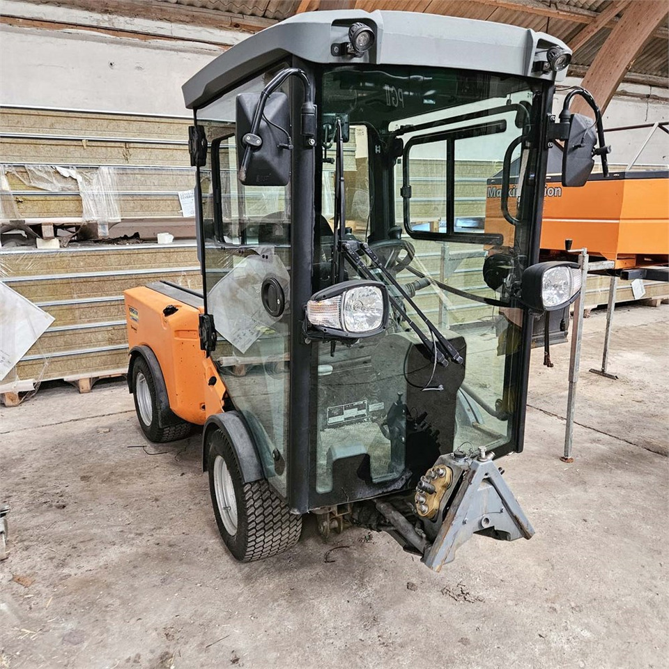 Kärcher PF-C MIC42 - Komunální/ Speciální technika: obrázek 2 Kärcher PF-C MIC42 - Komunální/ Speciální technika: obrázek 2