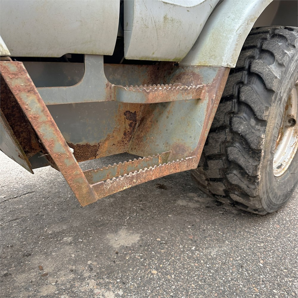 Kolový nakladač Kramer 380: obrázek 39 Kolový nakladač Kramer 380: obrázek 39