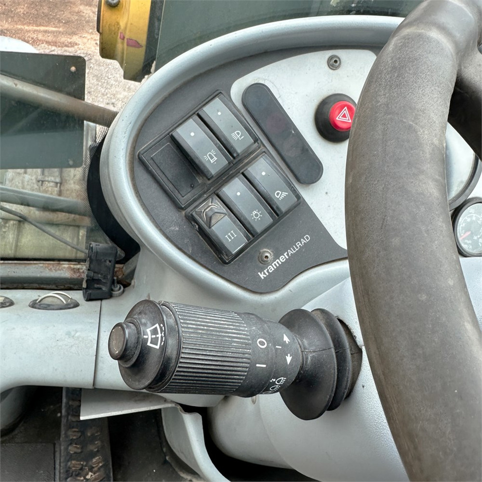 Kolový nakladač Kramer 380: obrázek 17 Kolový nakladač Kramer 380: obrázek 17